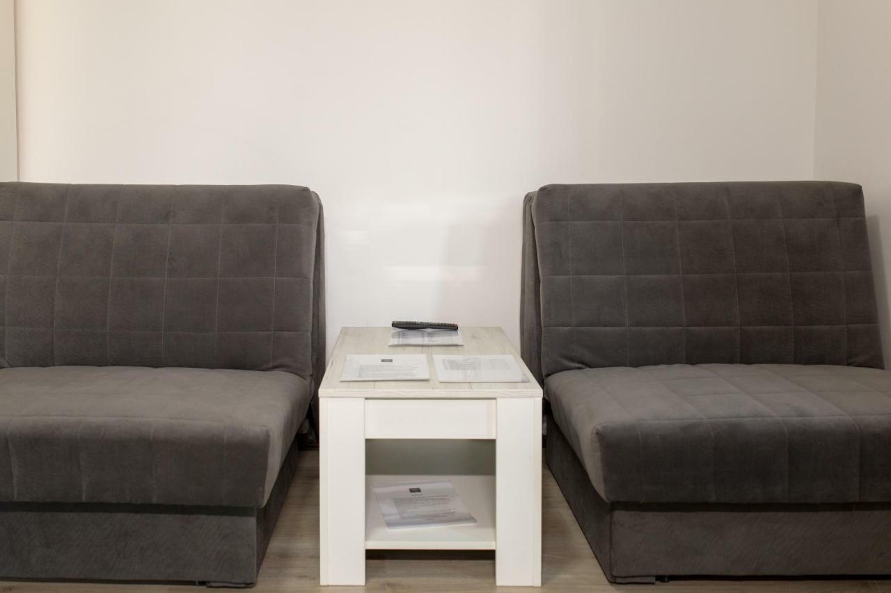 La Casa Hostel Ni Εξωτερικό φωτογραφία