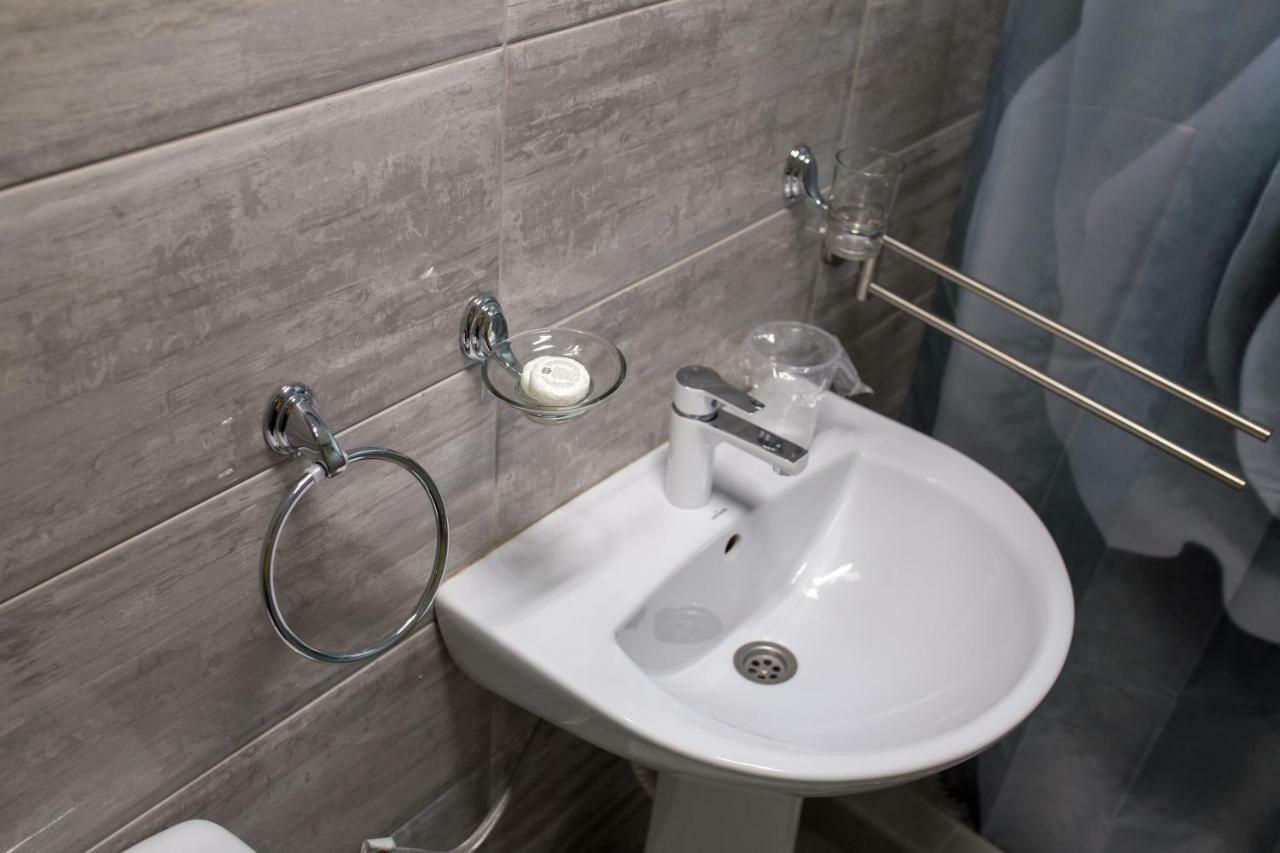 La Casa Hostel Ni Εξωτερικό φωτογραφία